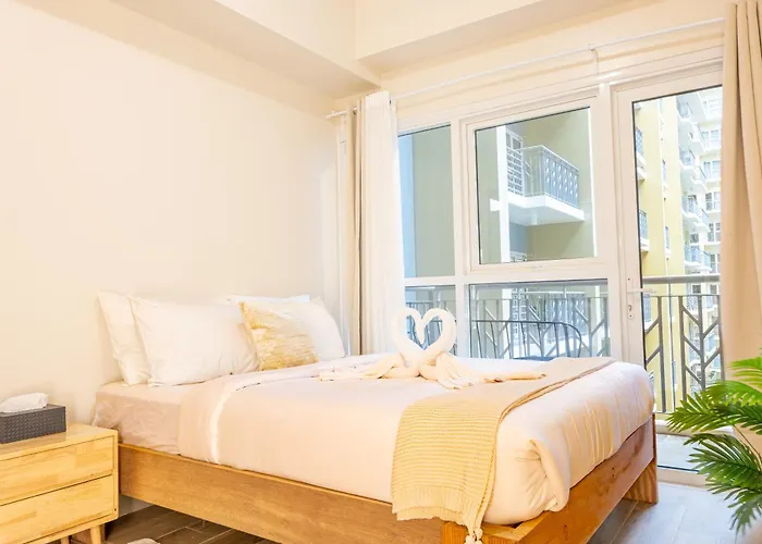 Deluxe 1, 2, & 3 Bedroom - Ocean, & View Near The Entertainment مانيلا
